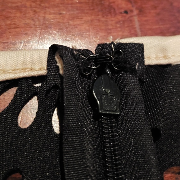 Little black dress - Picture 7 of 7